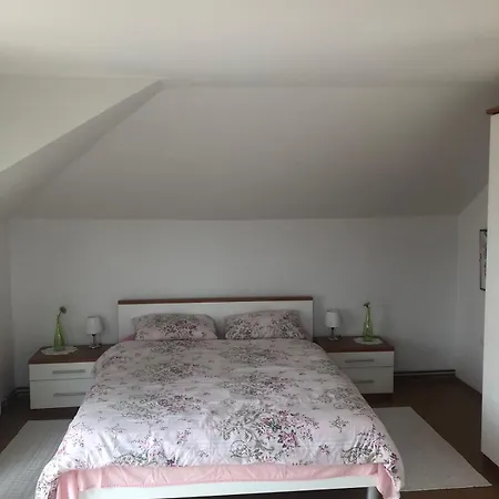 Sky View Villa *